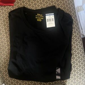 Black long sleeve tee